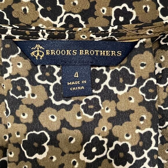 Vintage Brooks brothers floral blouse - Picture 5 of 6